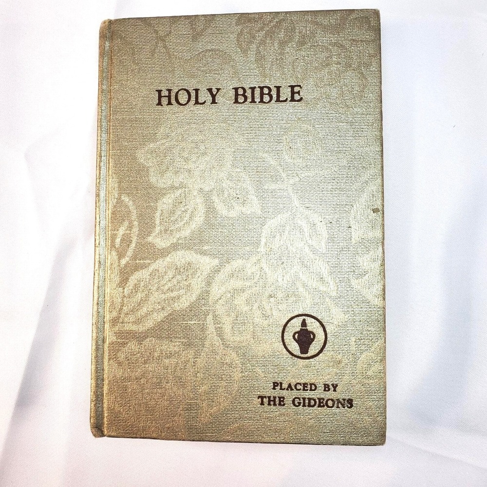 Vintage Holy Bible Placed By The Gideons International 1973 Edition